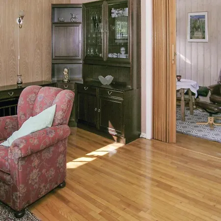 Four-bedroom Holiday In Eidsbygda Feriehus Sandnes (More og Romsdal)